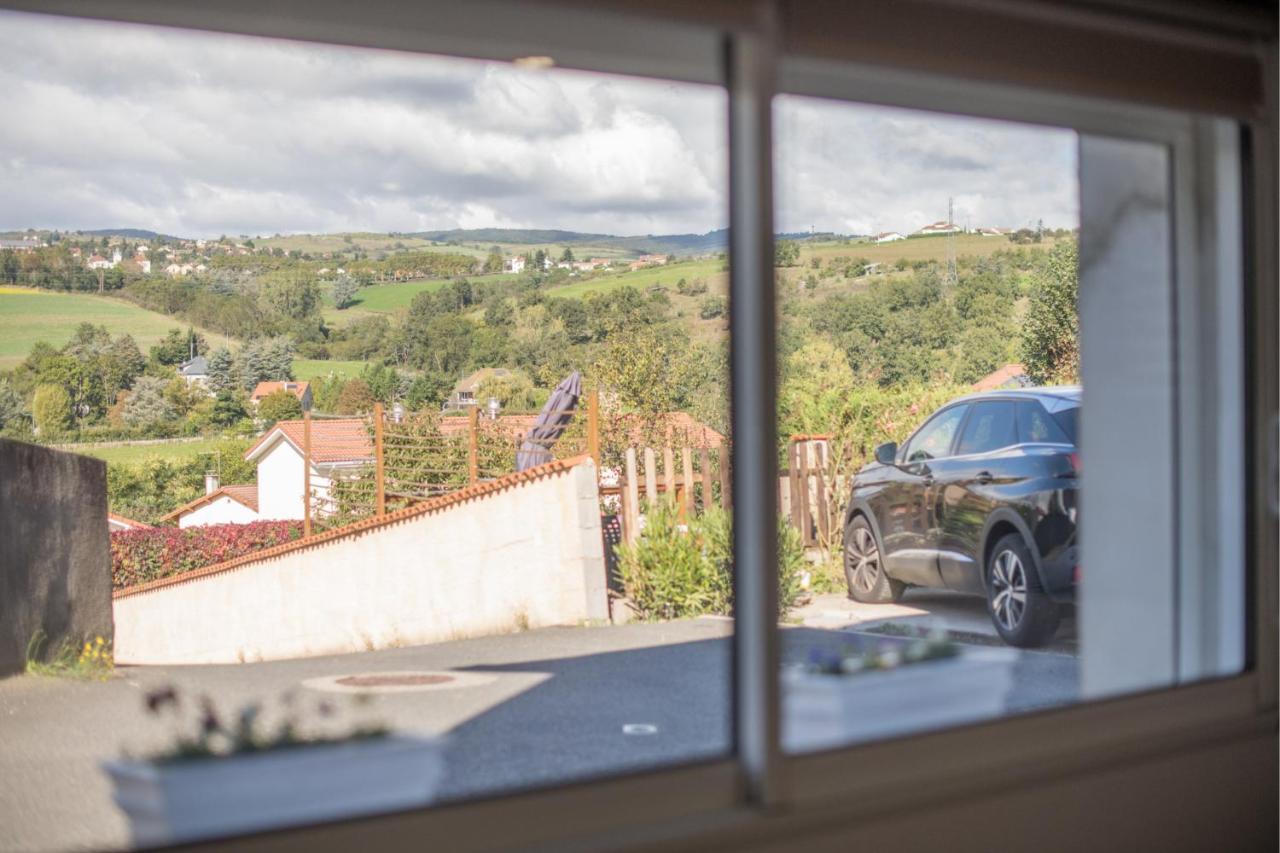 KASA HOME - Calme, Cosy, WIFI&Netflix Saint-Martin-la-Plaine Exterior foto
